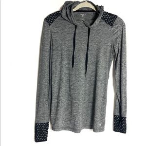 Layer 8 qwick dry hooded pullover a